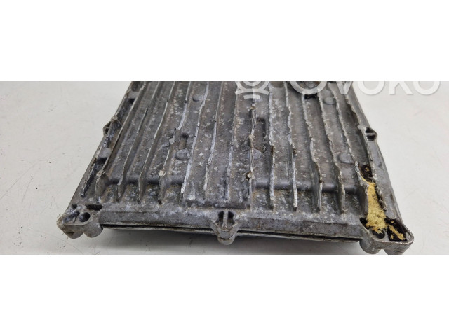 Блок управления двигателя 8W0907311B   Audi A5