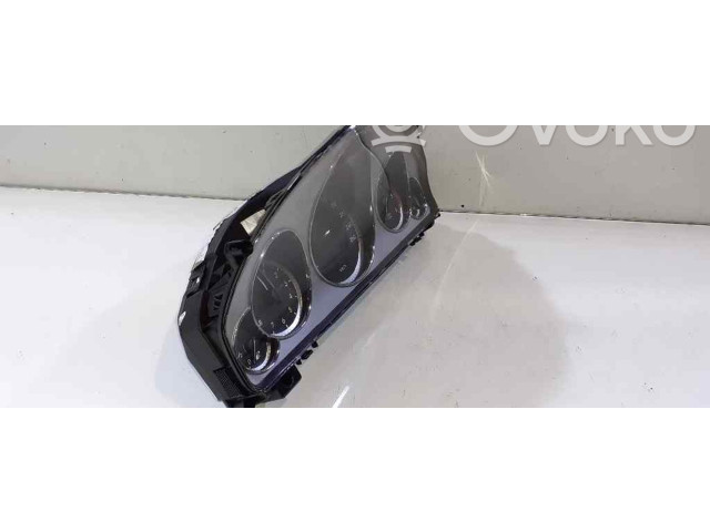 Přístrojová deska Mercedes-Benz E A207 2011 A2129003010, A2C53427644