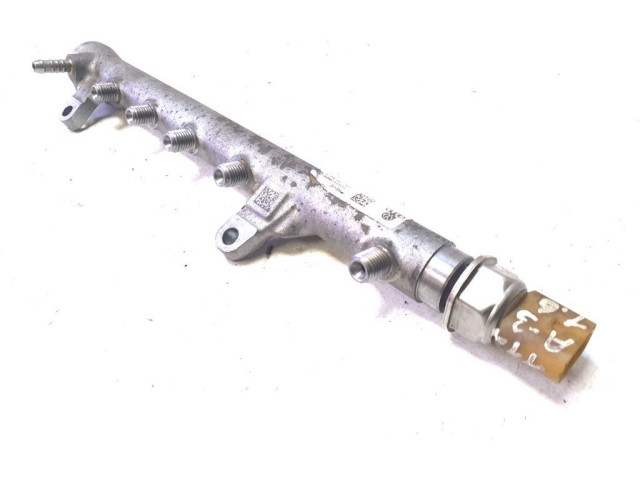 Топливная рампа Audi A3 S3 8P для двигателя CAYC