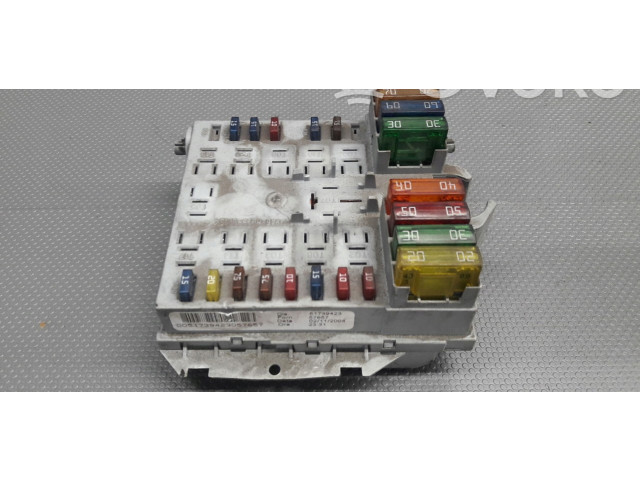 Блок предохранителей 51739423 Fiat Idea