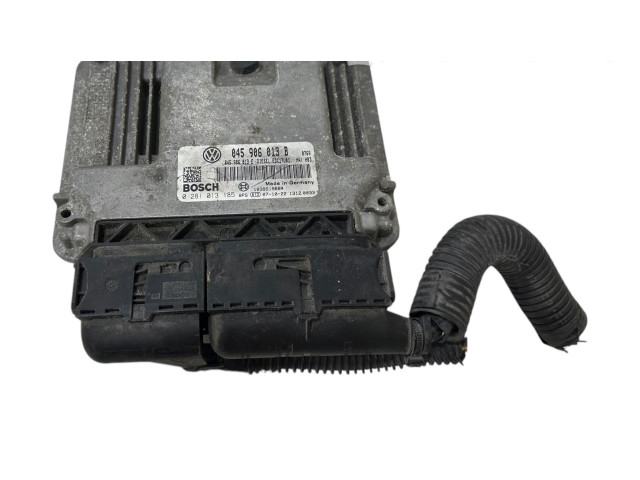 Блок управления двигателя 045906013B, 045906013E Skoda Fabia Mk2 (5J)