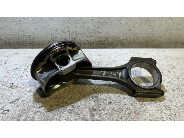 Поршень с шатуном Dodge Challenger для бензинового двигателя 6.4