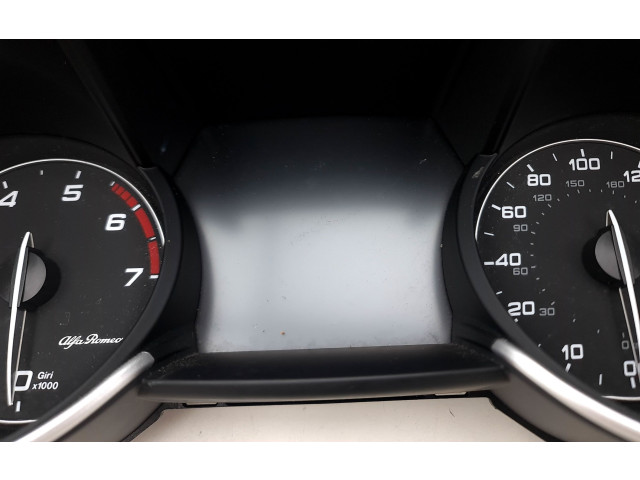 Přístrojová deska Alfa Romeo Giulia 2019 A3C0109430000