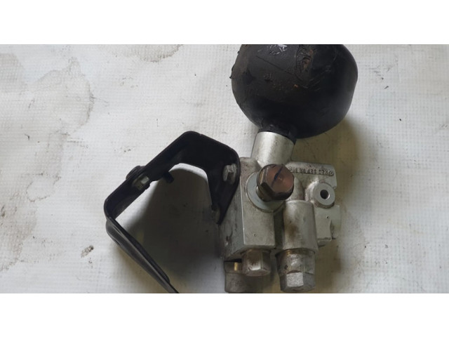 Распределитель воздуха / блок клапана (пневматическое шасси)