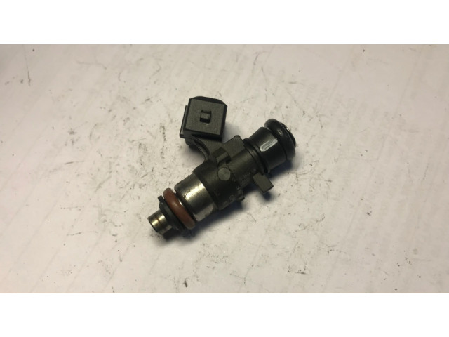 Форсунка 0280158046, 8200292590    Dacia Sandero для бензинового двигателя  1.2