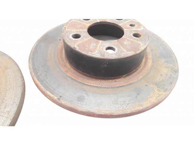 Задний тормозной диск Alfa Romeo 147 2.0