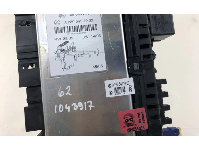 Блок предохранителей  05045139, A2305454032   Mercedes-Benz SL R230    