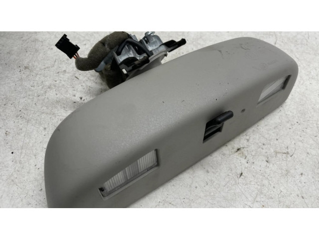 Зеркало заднего вида (в салоне)