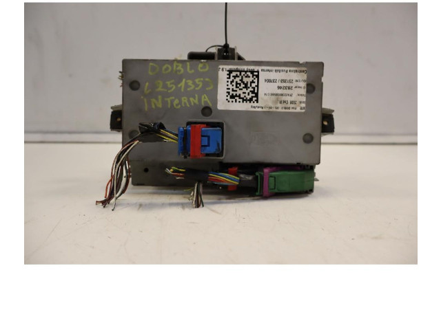 Блок предохранителей 51769367   Fiat Doblo