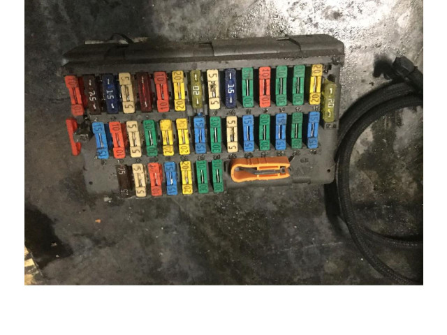 Pojistková skříňka Fiat Ulysse 1999