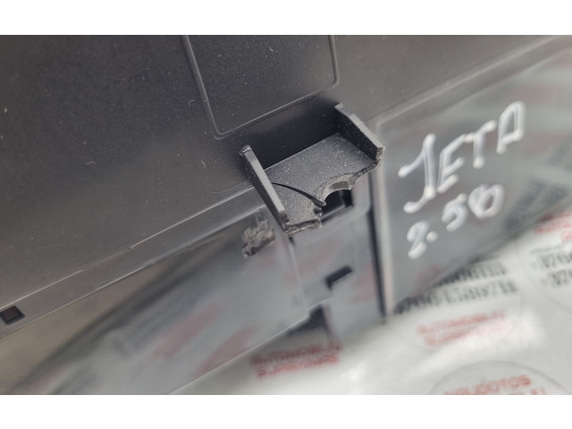 Панель приборов 1K0920952K Volkswagen Jetta V