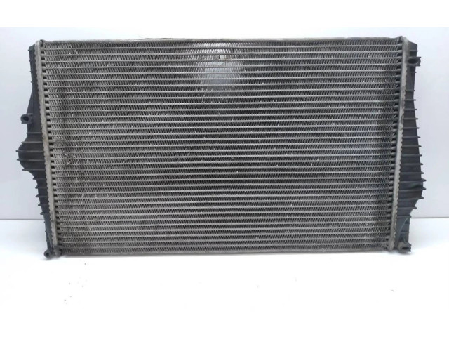 Интеркулер  30748808   Volvo XC90 