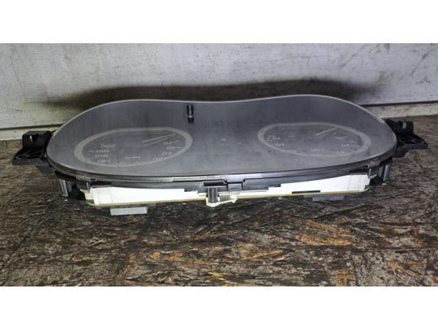 Панель приборов P8200650539   Dacia Logan I       