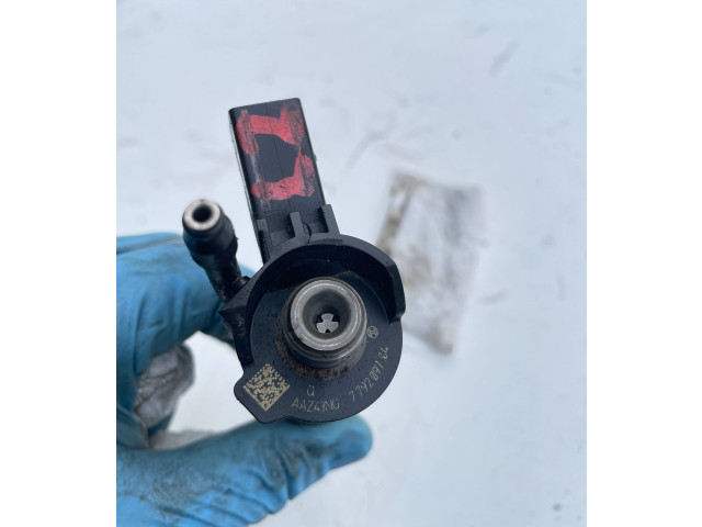 Vstřikovací lišta 7792097   BMW 7 E65 E66    m67d44 