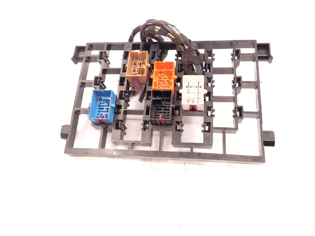 Блок предохранителей 1J1941379, 1J1941379 Audi A3 S3 8L