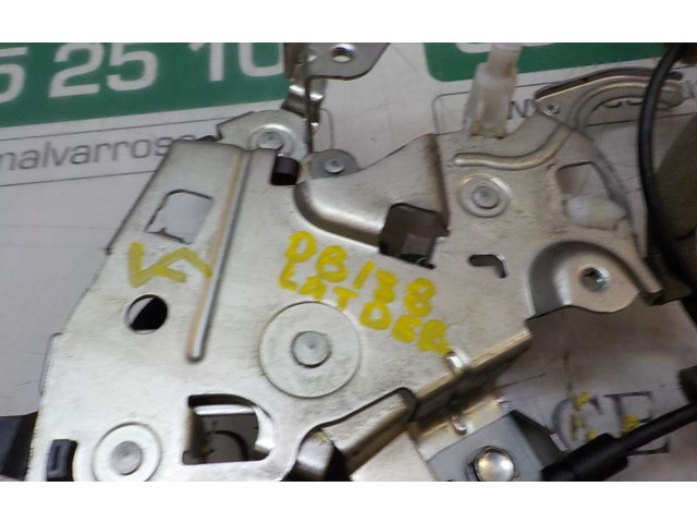 Zámek zadních dveří 825087319R   Dacia Dokker 2013