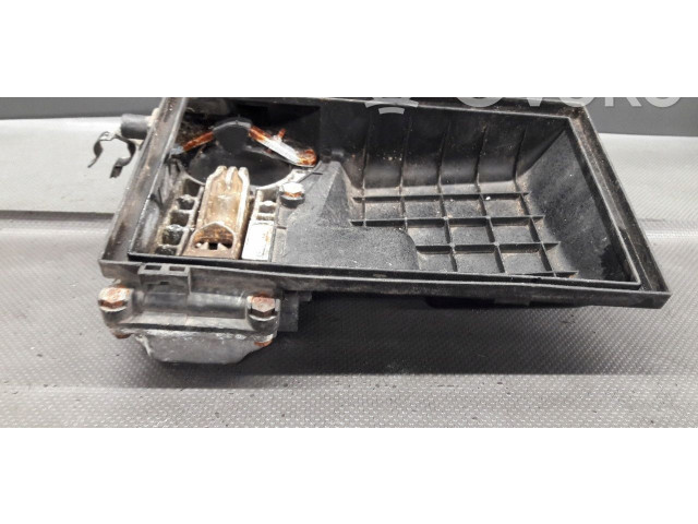 Vstřikovací lišta 0438121076 Volkswagen PASSAT B3