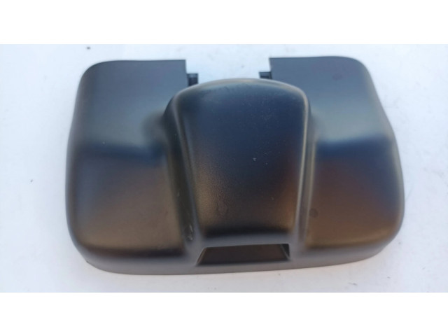 Другая деталь салона