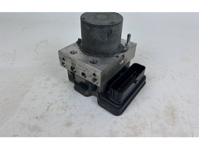 Блок АБС 6700352860 Maserati Levante 2017 - года