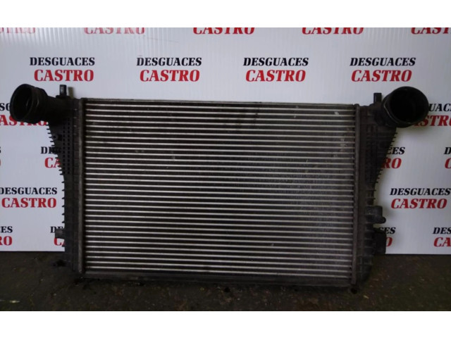 Интеркулер 1K0121251BK Audi A3 S3 8P