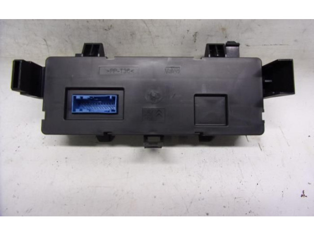 Блок управления климат-контролем 96533393XT   Citroen C2