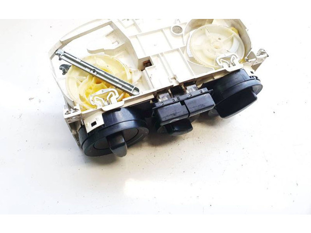 Блок управления климат-контролем 1j0820045e   Skoda Octavia Mk1 (1U)