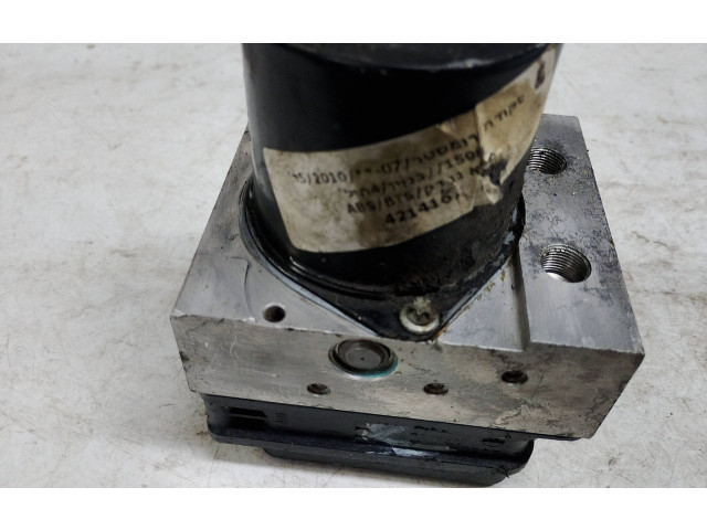 Jednotka ABS 6R0907379P, 6R0614517M Volkswagen Polo III 6N 6N2 6NF 1999