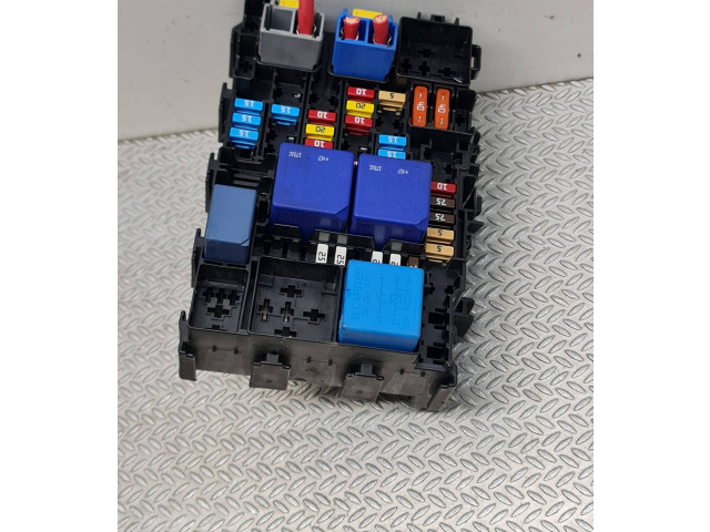 Pojistková skříňka 243800453R Renault Megane IV 2018