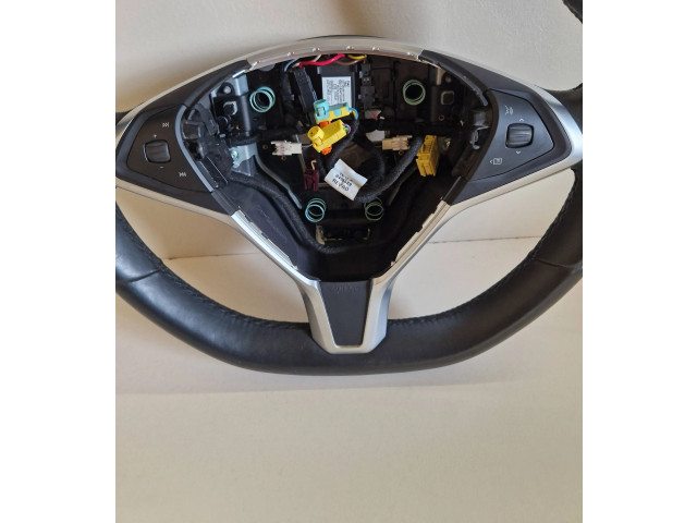 Руль Tesla Model X  2015 -  года 15112      