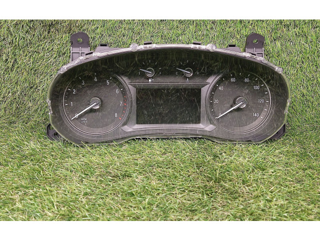 Панель приборов 42687899, 175537137 Buick Encore I