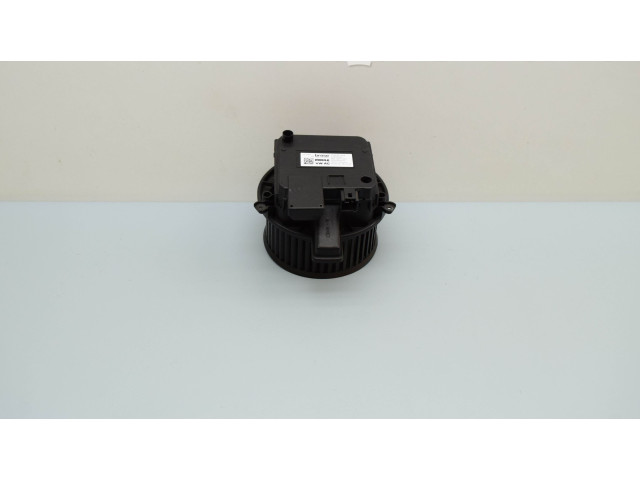 Вентилятор печки 4M1820021 Audi Q5 SQ5