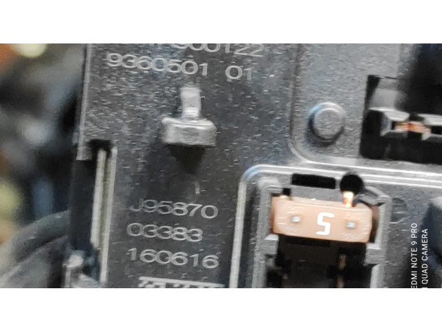 Блок предохранителей 9360501 BMW 2 F45