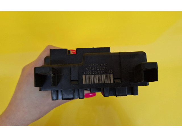 Блок предохранителей  518322326, 8637841   Volvo V70    