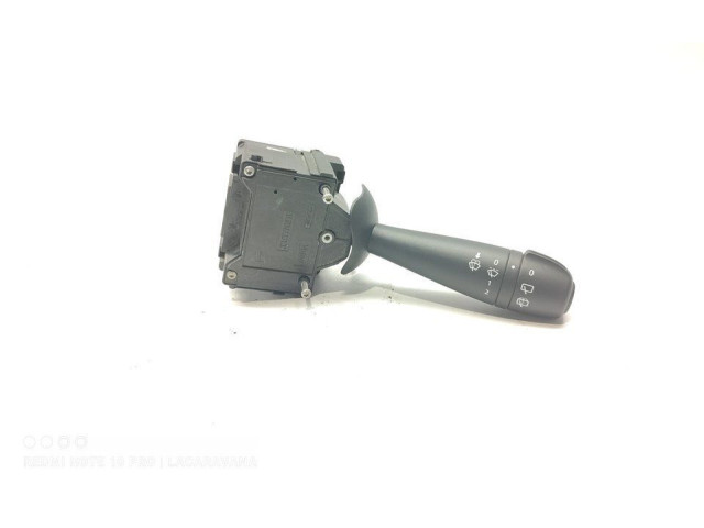 Ручка стеклоочистителей 681727472R Dacia Dokker