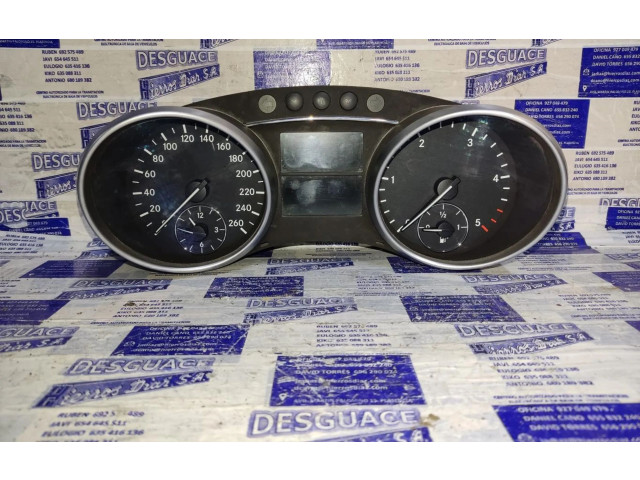 Панель приборов    Mercedes-Benz ML W164       