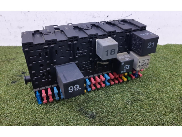 Pojistková skříňka 0090012 Volkswagen Vento 1994