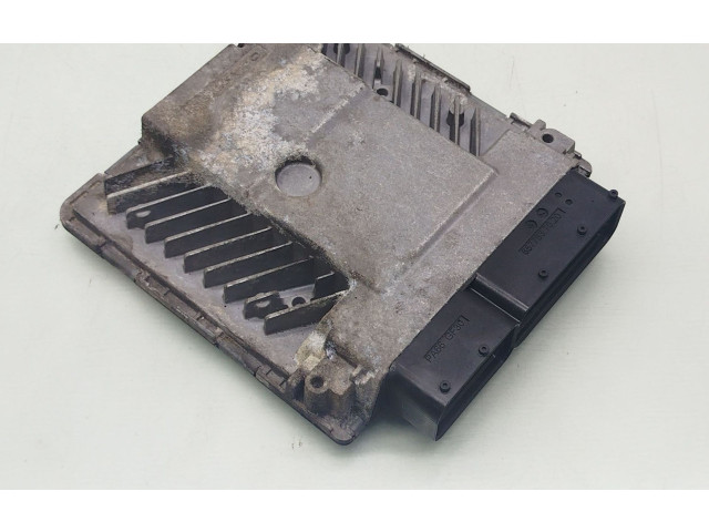 Řídící jednotka 03G906018FG, 5WP45614AA Volkswagen Passat Alltrack 2008