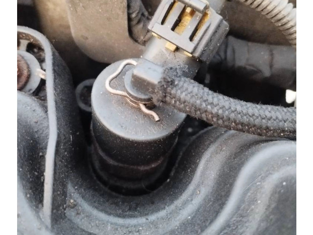 Vstřikovač 0445110165   Opel Zafira B     