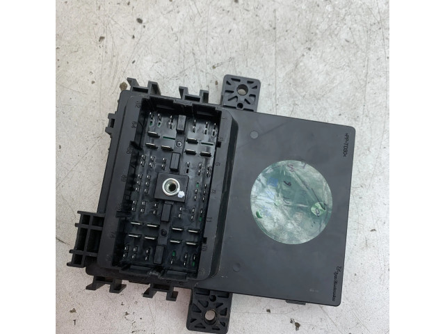 Блок предохранителей 95481065   Chevrolet Spark    