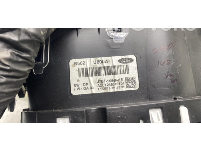 Přístrojová deska Ford Ka 2019 2430308