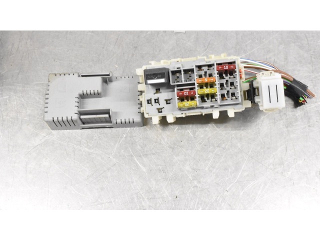 Блок предохранителей Ford Galaxy