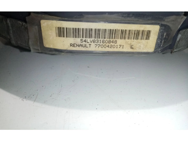 Подушка безопасности водителя 7700420171 Renault Clio I