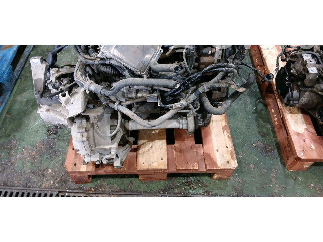 Генератор Y60118300 Mazda 3 III