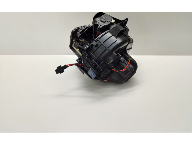 Pojistková skříňka Вентилятор печки 9226780, 9248171 BMW 5 F10 F11 2013