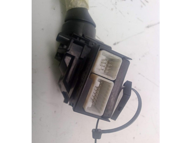 Ручка стеклоочистителей SinValor Lexus IS 220D-250-350