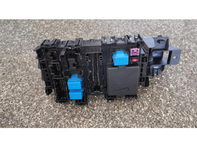 Pojistková skříňka 68K10 Nissan Pixo 2011