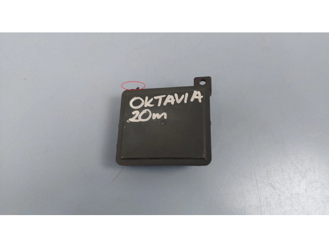 Радар круиз контроля     5WA907572A, 0203304042  Skoda Octavia Mk4