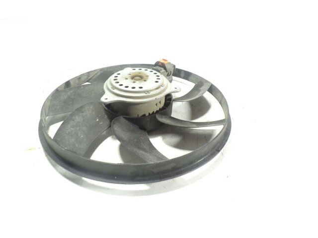 Вентилятор радиатора 214816703R Dacia Sandero