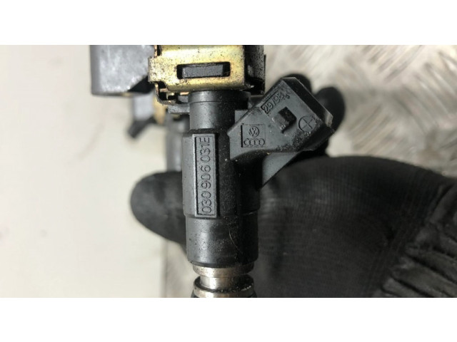 Vstřikovací lišta 0301333199L, 0280151058 Volkswagen Polo III 6N 6N2 6NF pro benzínový motor 1.0 AUC