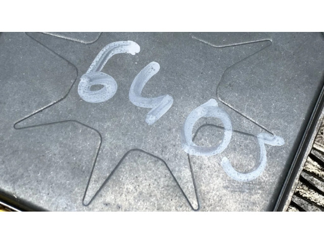 Топливная рампа 0285001686, MR587757DPSB Mitsubishi Colt